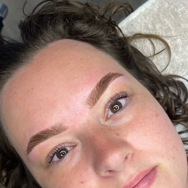 Hybrid tint brows en lash lift, in één afspraak
